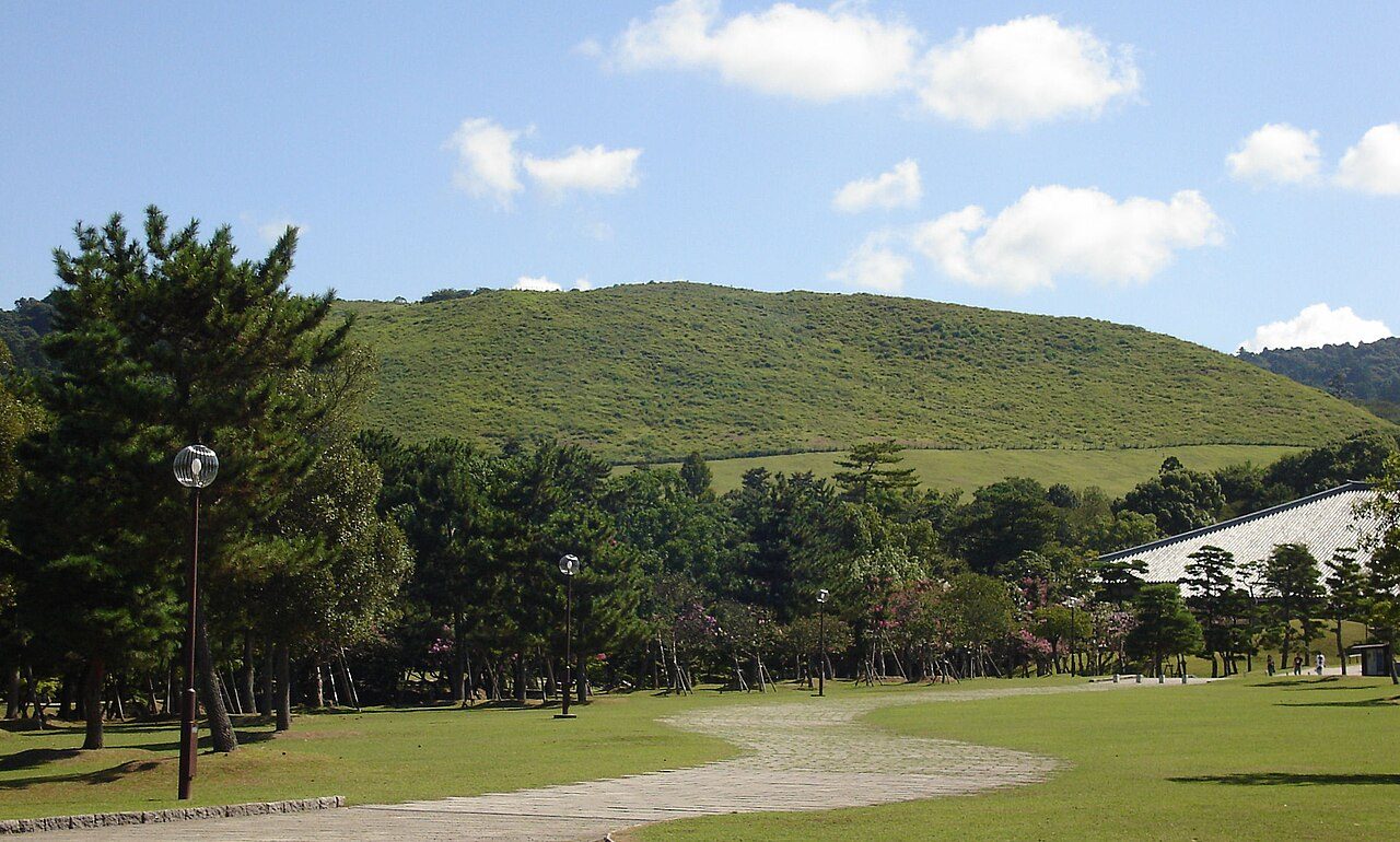 Mount Wakakusa · Nara